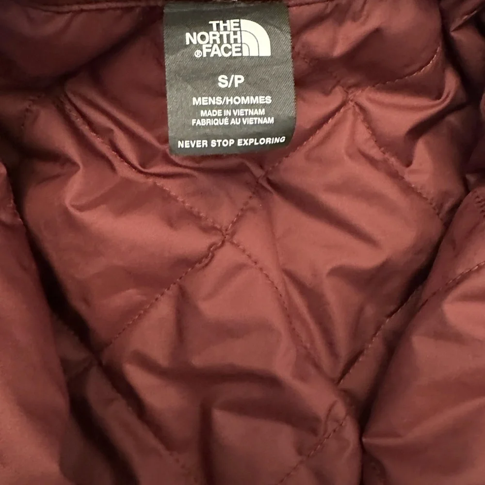 THE NORTH FACE Fort Point Insulated Reversible Flannel Sequoia Red Mens Small